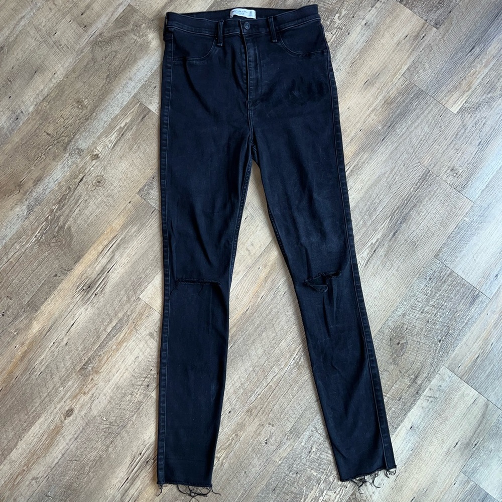 Abercrombie & Fitch Ultra High-Rise The Jean Legging